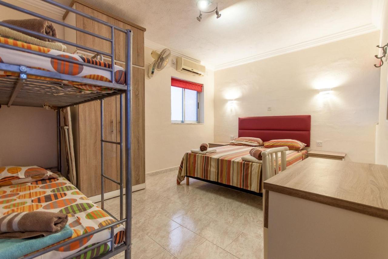 Pool And Sea Merill Apartments - Happy Rentals Меллиеха Экстерьер фото